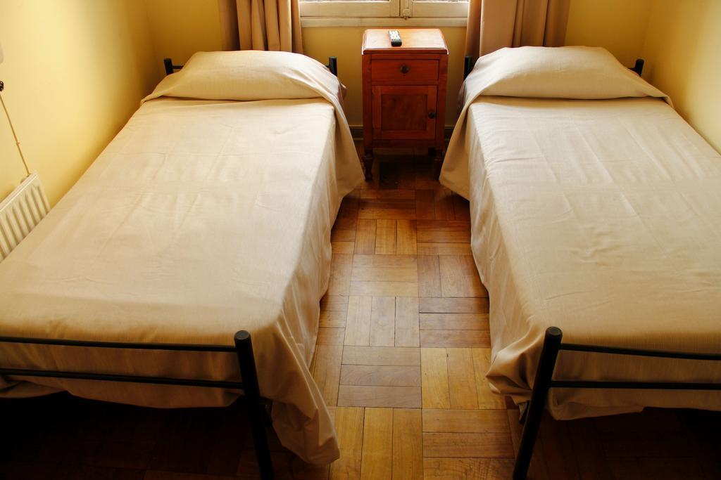 Quinchamali Hostel Santiago Room photo